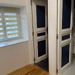 Maison De Bourg Au Coeur Du Parc Des Volcans D'auvergne *