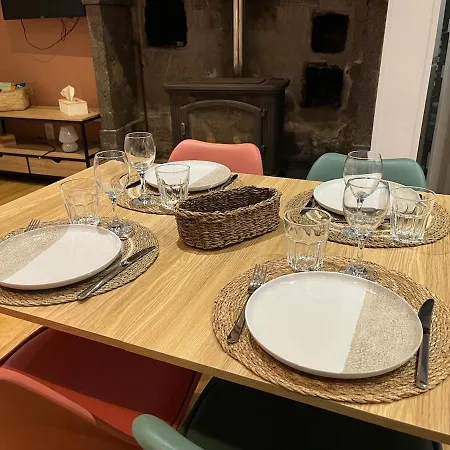 Maison De Bourg Au Coeur Du Parc Des Volcans D'auvergne