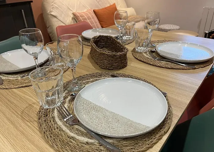 Maison De Bourg Au Coeur Du Parc Des Volcans D'auvergne Holiday home *