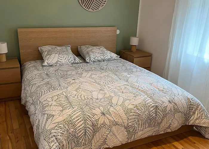 Ferienhaus Maison De Bourg Au Coeur Du Parc Des Volcans D'auvergne Saint-Genès-Champanelle