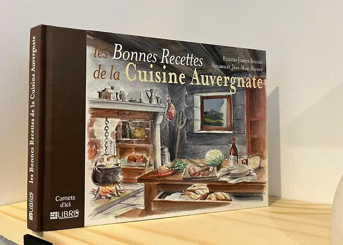 Maison De Bourg Au Coeur Du Parc Des Volcans D'auvergne